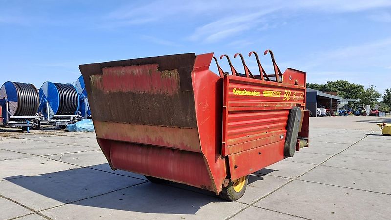 Schuitemaker Amigo 30S blokkenwagen