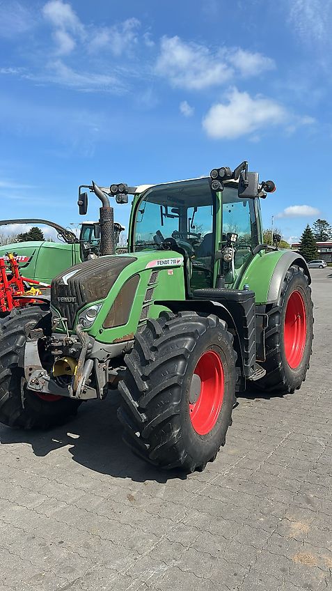 Fendt 718 Vario SCR