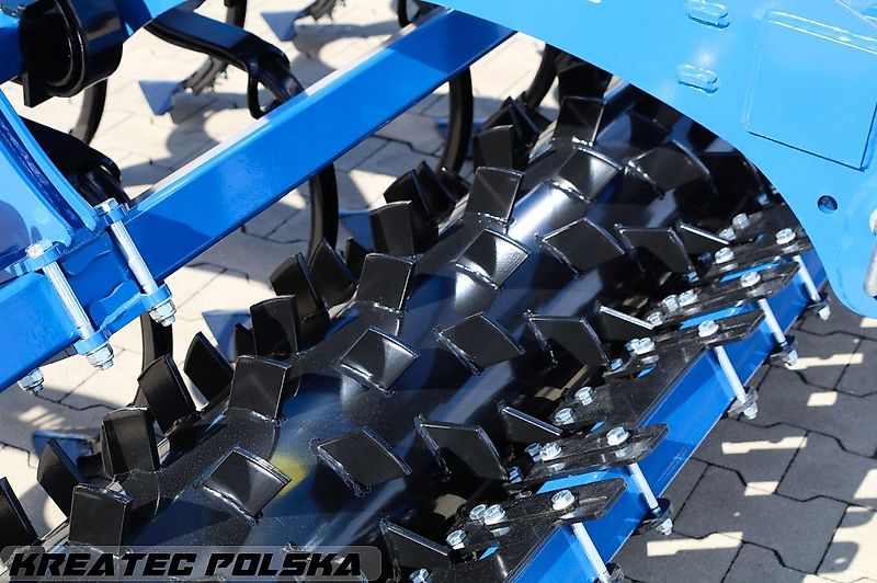 Rolmako Grubber am vorderen Dreipunktanbau