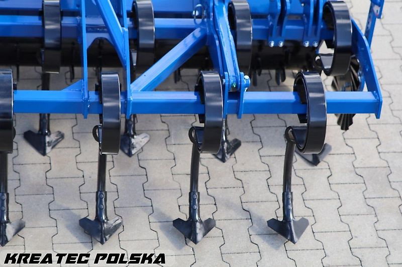 Rolmako Grubber am vorderen Dreipunktanbau