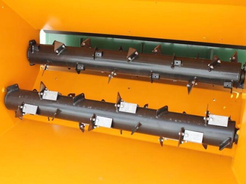 Giant VERTEILERSCHAUFEL MVB-1250