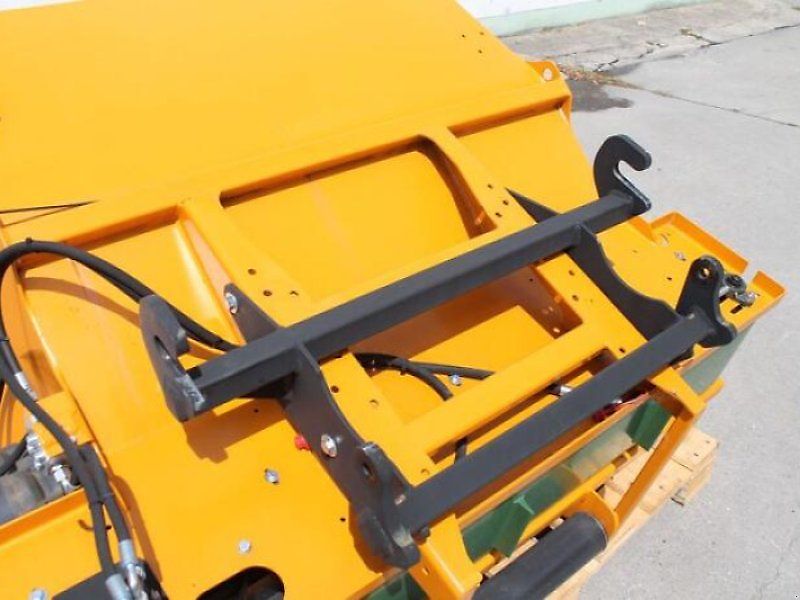 Giant VERTEILERSCHAUFEL MVB-1250