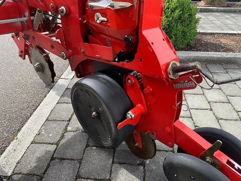 Kverneland Optima HD, mechanischer Antrieb, Reihendüngerstreuer, Visio - Säüberwachung, Baujahr 2007