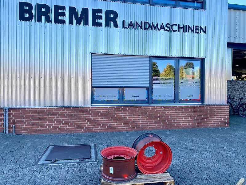 Claas Felgen Satz Vorne 14-24, 8-Loch, 275