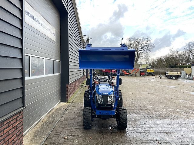 Solis S26 + minitractor met frontlader NIEUW 5 jaar GARANTIE