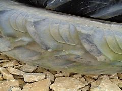 300/95 R46