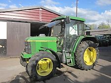 John Deere 6110