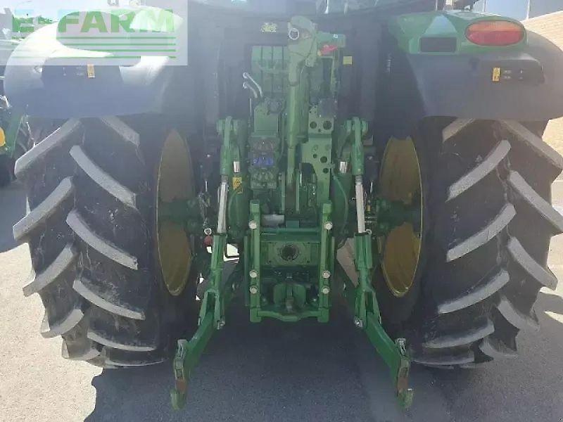 John Deere 6135r