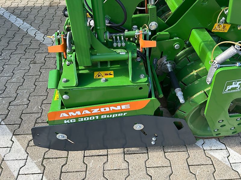 Amazone Avant 3002