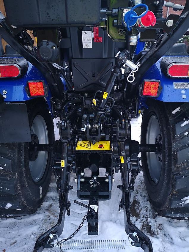 Farmtrac 26 / Industriebereifung Kleintraktor Mitsubishi Motor