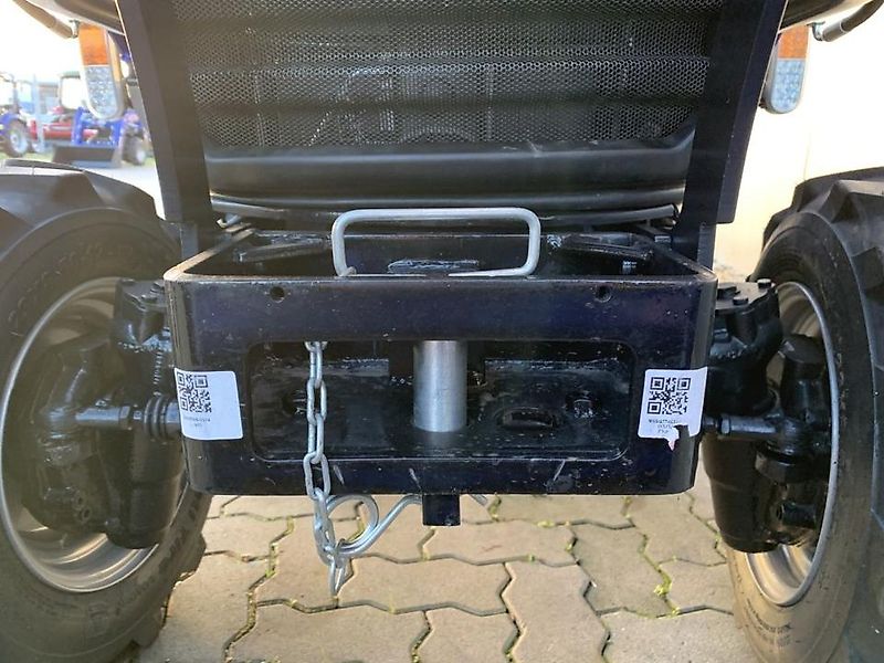 Farmtrac 26 / Industriebereifung Kleintraktor Mitsubishi Motor