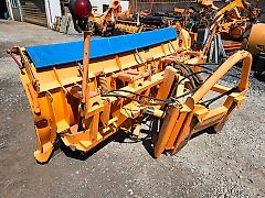 Schmidt Schneepflug MF 2.4 Schneeschieber Schneeschild Winterdienst Räumschild passend für Unimog 405/10 405/12 UGE UGN U300 U 300 400 500