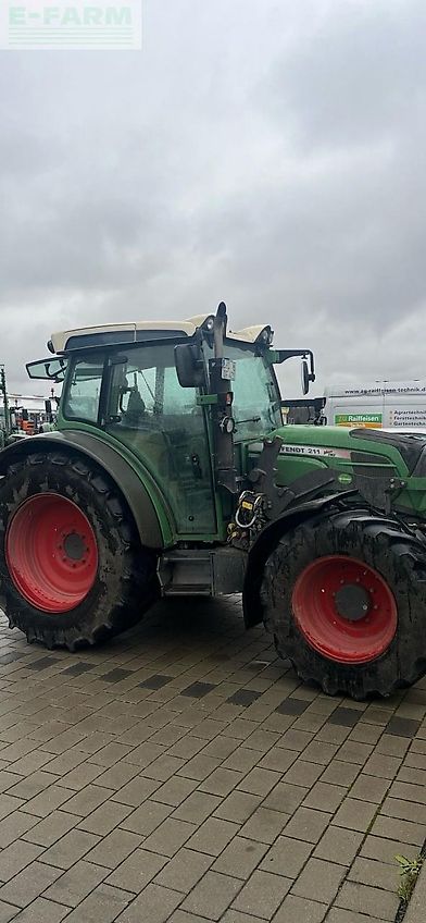 Fendt 211 S