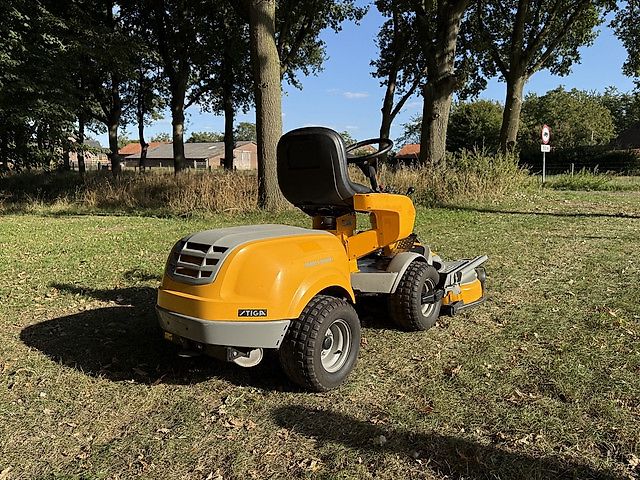 Stiga park Silent frontmaaier / zitmaaier