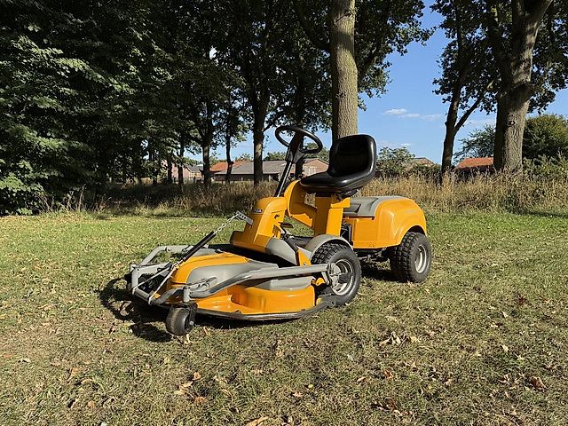 Stiga park Silent frontmaaier / zitmaaier