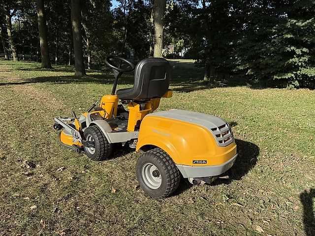 Stiga park Silent frontmaaier / zitmaaier
