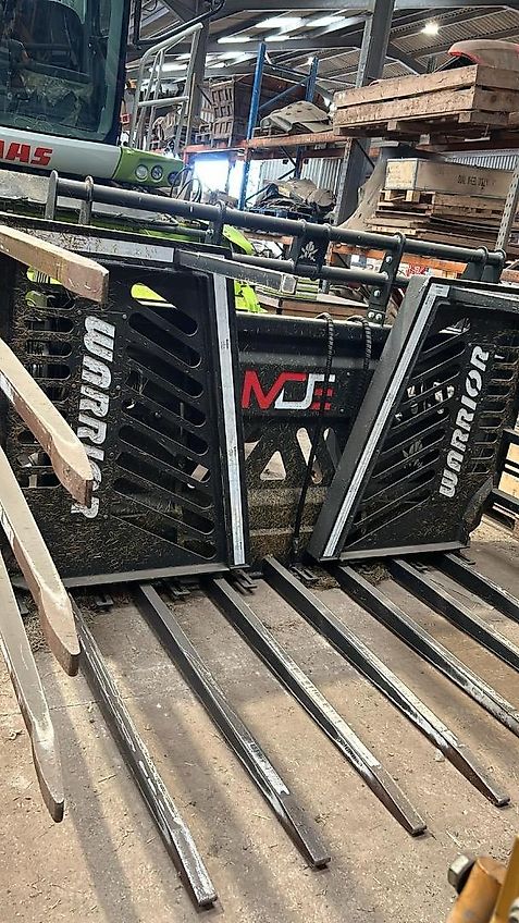 MDE EX DEMO MDE 16FT Warrior Folding Fork