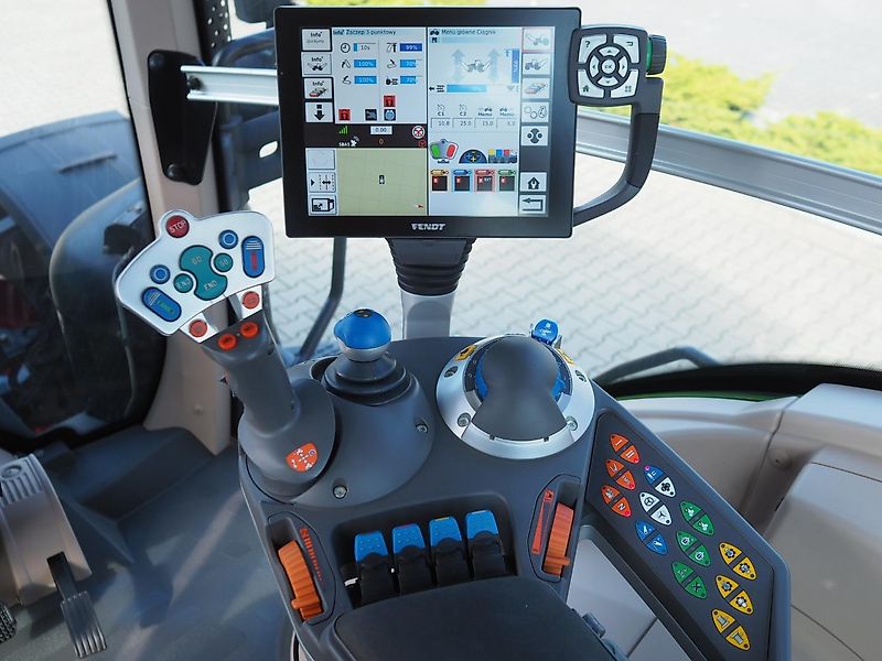Fendt 828 Vario S4 ProfiPlus, GPS