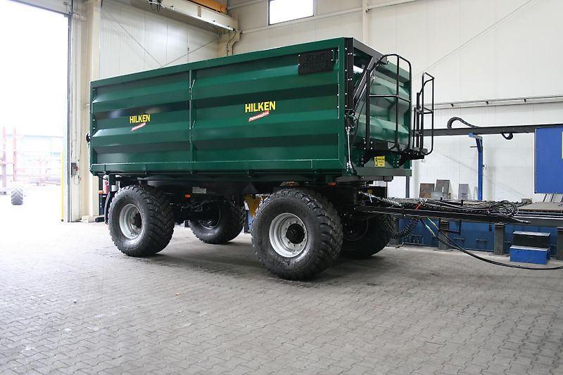 Hilken ZMK5000 Zweiachs-Muldenkipper, Reifen 560/60R22,5