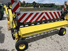 John Deere 30R