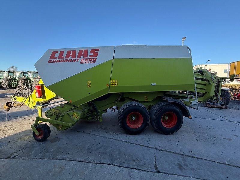 Claas Quadrant 2200 Roto Cut - 41877 Ballen