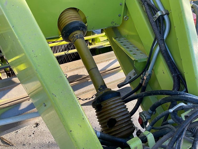 Claas Quadrant 2200 Roto Cut - 41877 Ballen