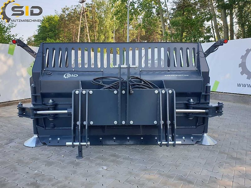 SID Mais-Flachschieber Schiebeschild Siloschield/Hydraulically foldable maize shield