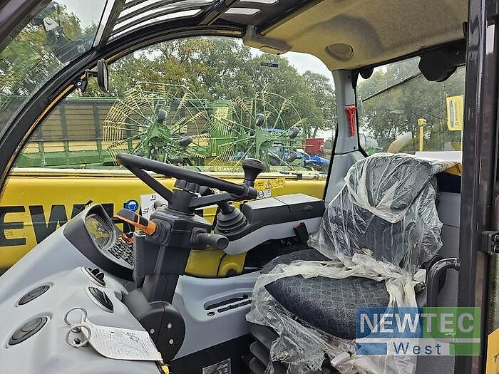 New Holland TH 7.42 ELITE