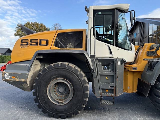 Liebherr L 550 XPower