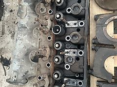 Fiat 780dt Fiat 8045 głowica cylindrów , klawiatura głowicy , rozrząd , części (Części zamienne)