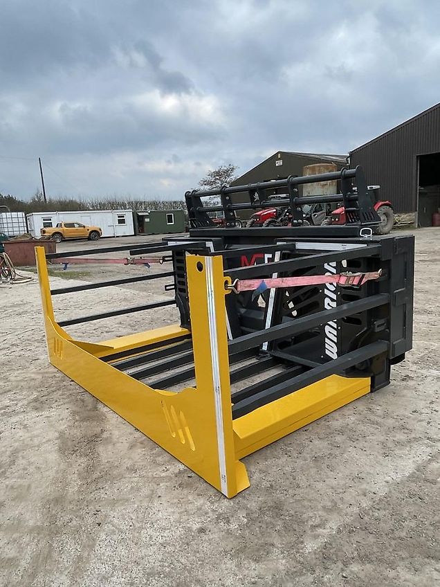 MDE NEW Warrior Folding Fork