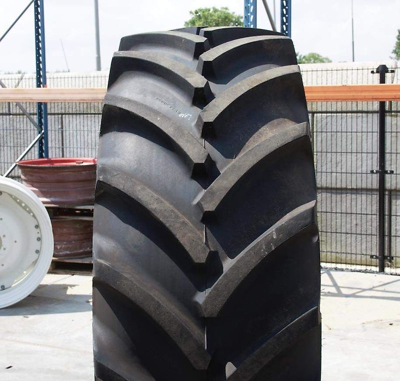 Goodyear 710/70R42 Goodyear Optitrac 90% 60MM gebruikt