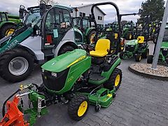 John Deere 1026R