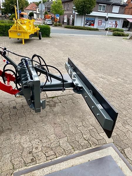 Bressel und Lade Gummischiebeschild 2400mm hydraulisch schwenkbar EURO Aufnahme