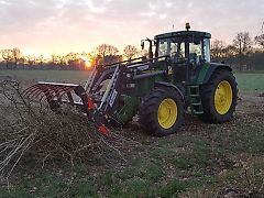 D&D Landtechnika Frontlader fur John Deere 6230 / 6220 / 6420