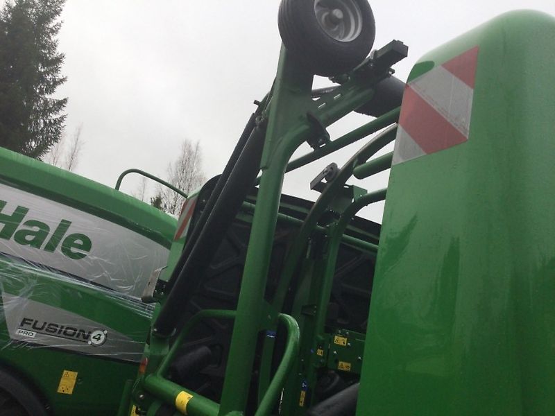 McHale Fusion 3 Plus