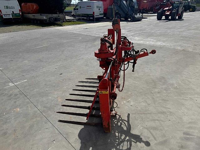 Kuhn B 1201