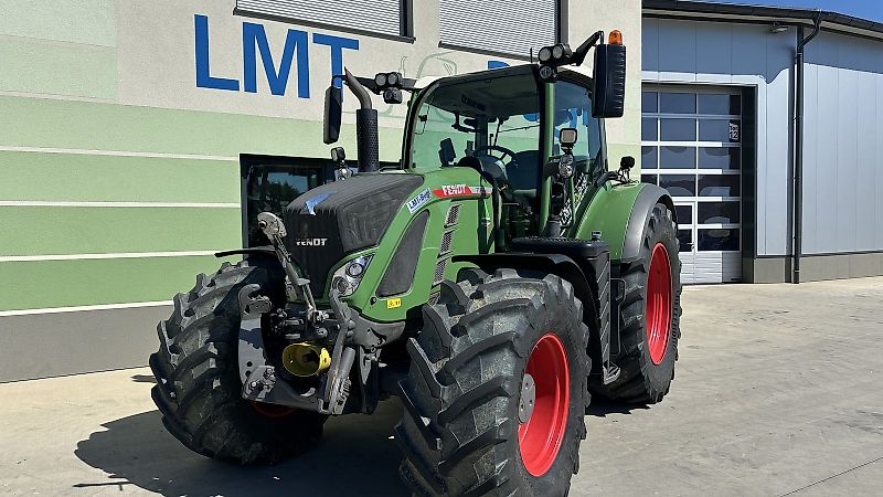 Fendt 718 Vario S4 Profi-Plus