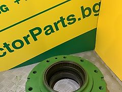 John Deere Hub (used) for John Deere 7010, 7020, 7030 series