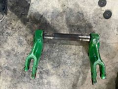 John Deere Rockshaft with arms (used) - John Deere 6020, 6030, 6M, 6R