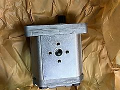 Deutz-Fahr Hydraulikpumpe, 2.4529.820.0