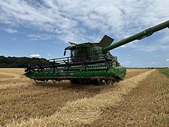 John Deere John Deere S770 MY23 mit 725X, SWW