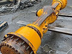 Liebherr 541 546 564 574 - oś napędowa most ZF AP-417/LK 4474008070 (Części zamienne)