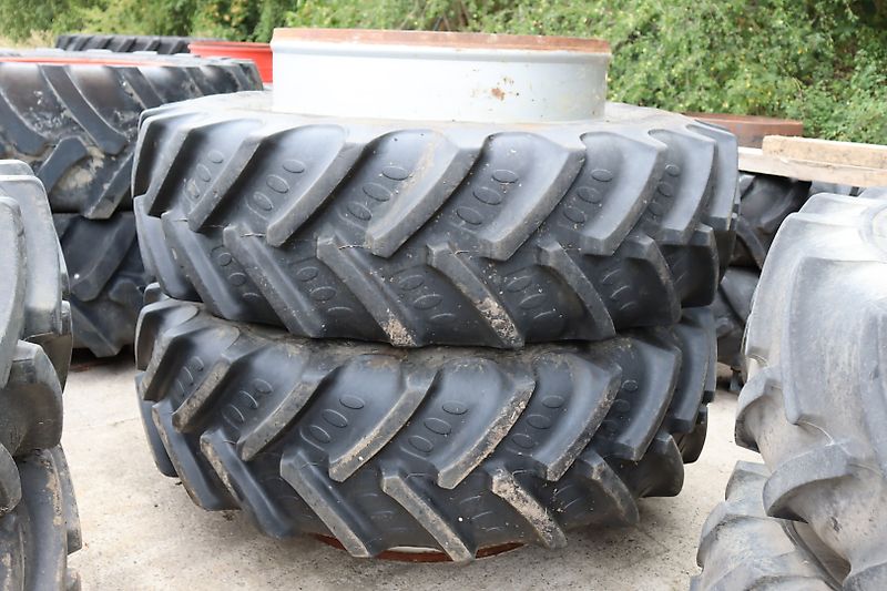 12.4/11-36  12.4R36  Farm Tractor Rear Dumper Plant Tyre Inner Tube  12.4 11 36 