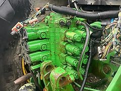 John Deere 8120 8220 8320 8420 8520 - sekcja rozdzielacza (Części zamienne)