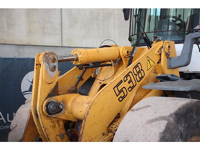 Liebherr L538