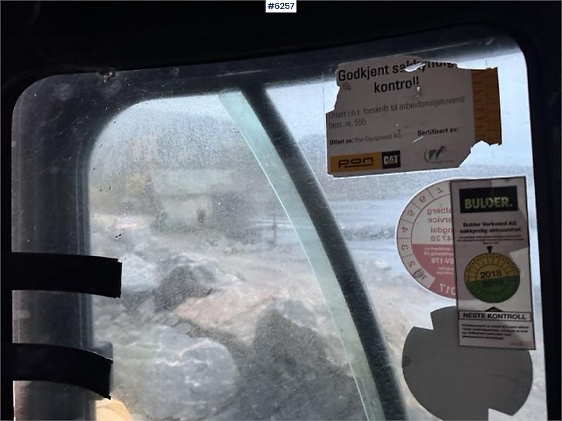 Komatsu PC228 USLC-3k