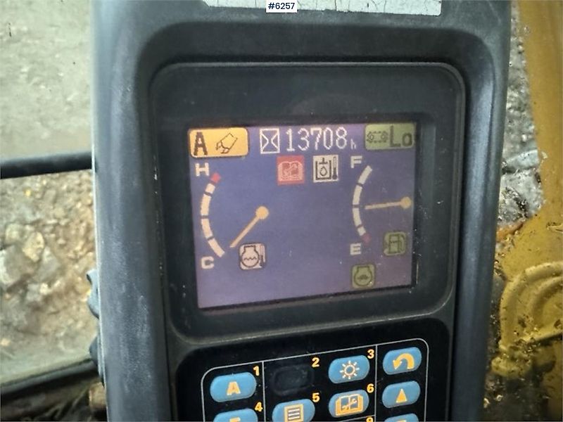 Komatsu PC228 USLC-3k