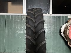 Petlas TA-120 230/95R32 128D
