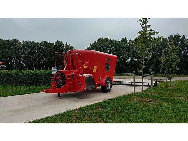 Peecon Biga lowliner future 18m3